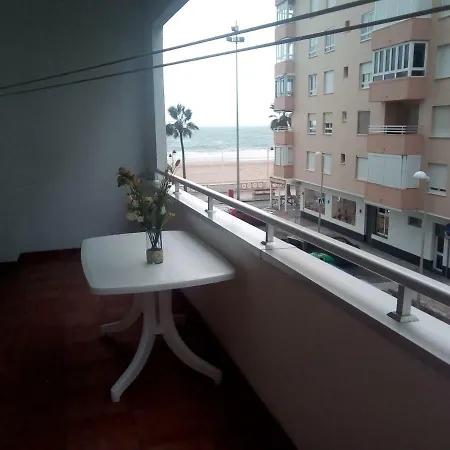 Azul Maritimo Apartment Cadiz Exterior photo